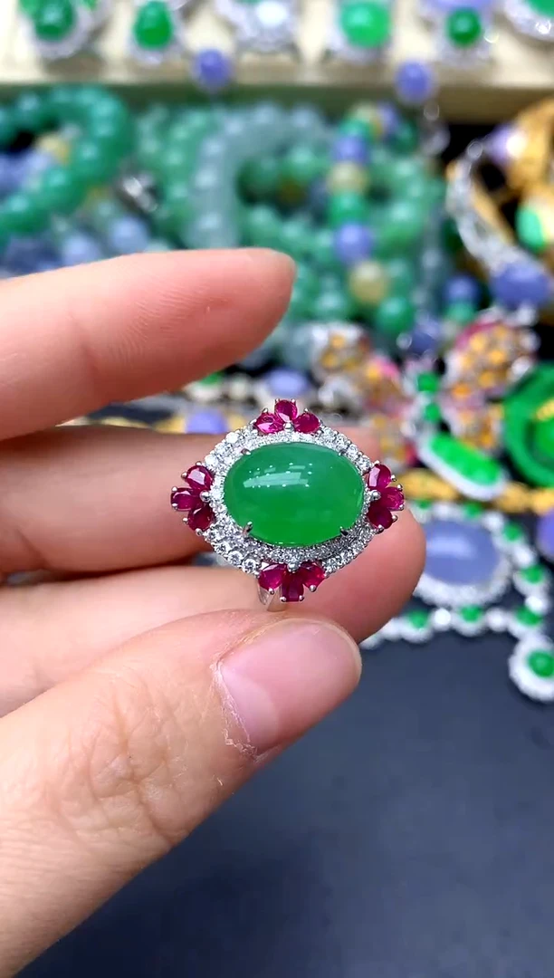 18K金镶嵌戒指翡翠206-中国好珍宝