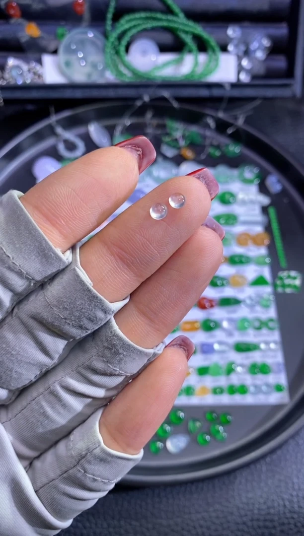 未镶嵌挂件翡翠蛋