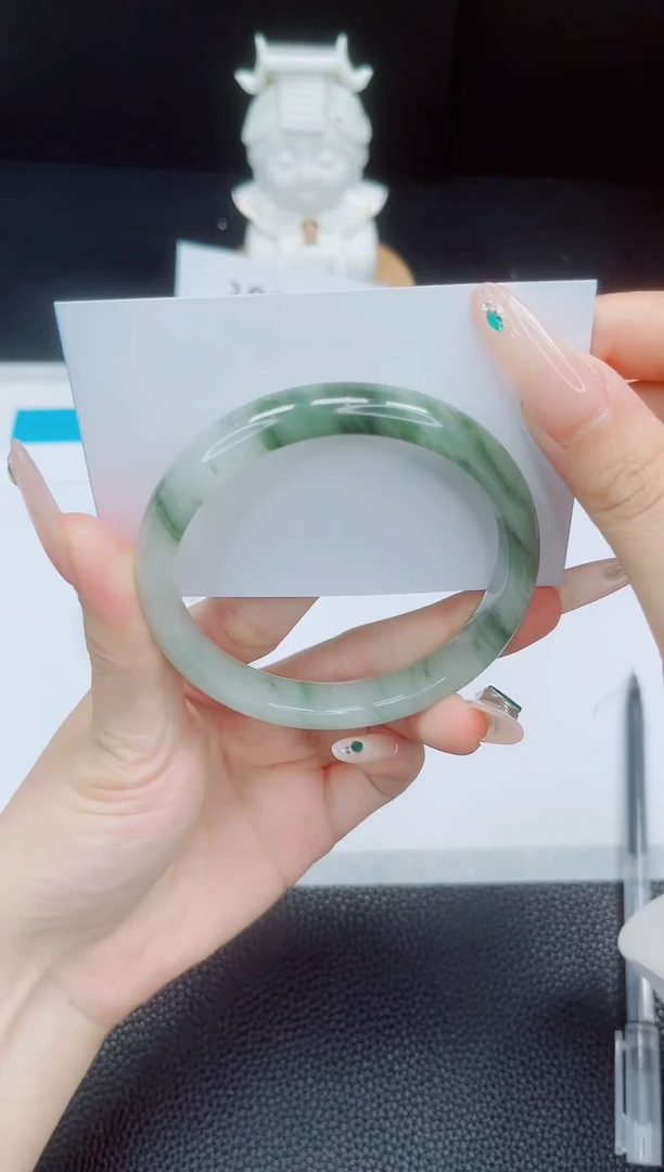 石英质玉手镯未镶嵌69-60.7