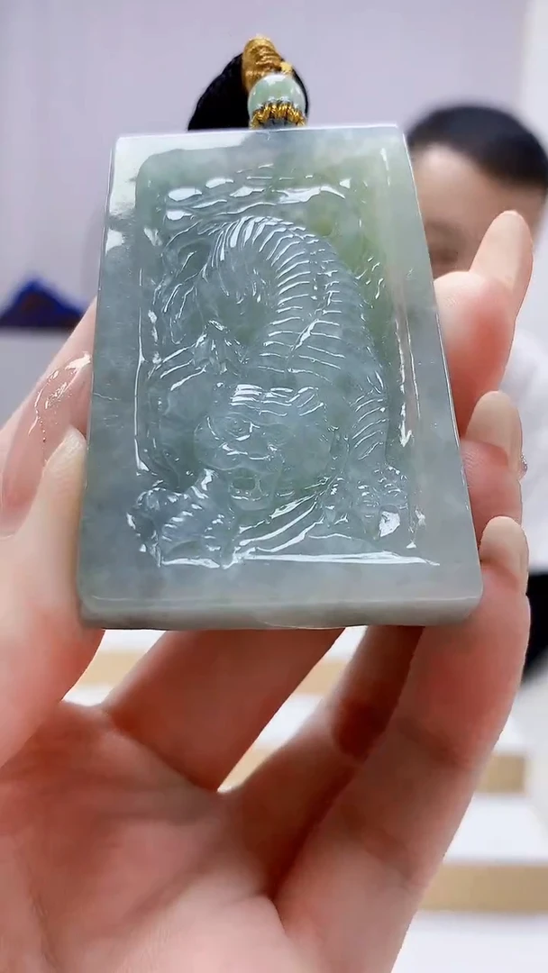 未镶嵌定制翡翠4898jw-毛货挂件154