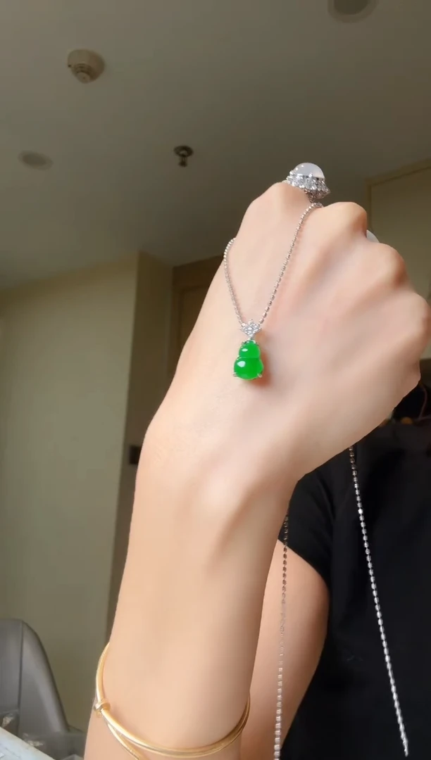翡翠银S925镶嵌吊坠(不含链)天然翡翠吊坠
