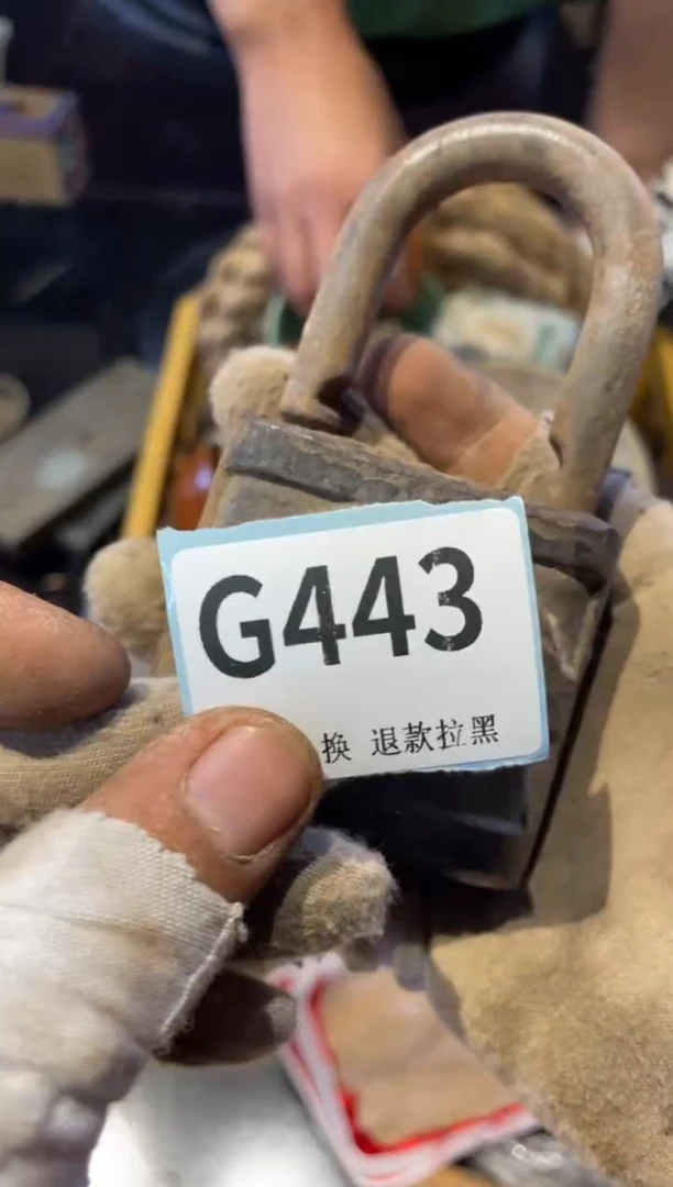 瓷片情*表弟直播链接火爆火爆