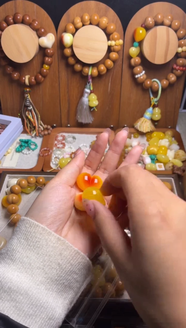 手串猴头核桃小*儿单配饰俏色心