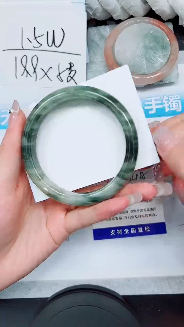 【闪购商品】石英质玉手镯未镶嵌A137-64`65`