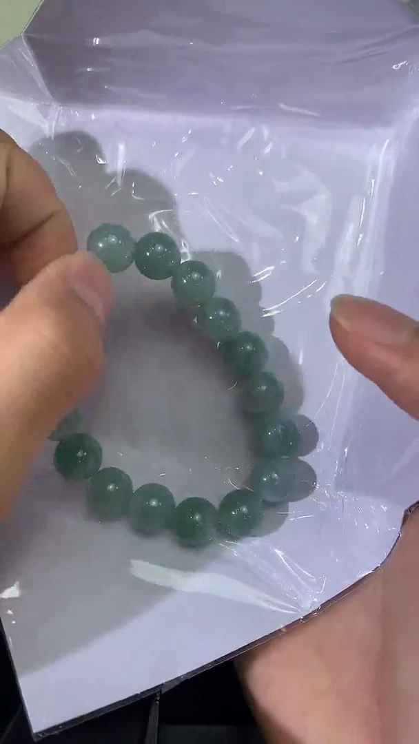 未镶嵌手串翡翠