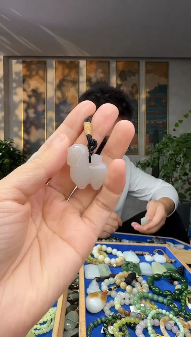 未镶嵌和田玉挂件拍一发一