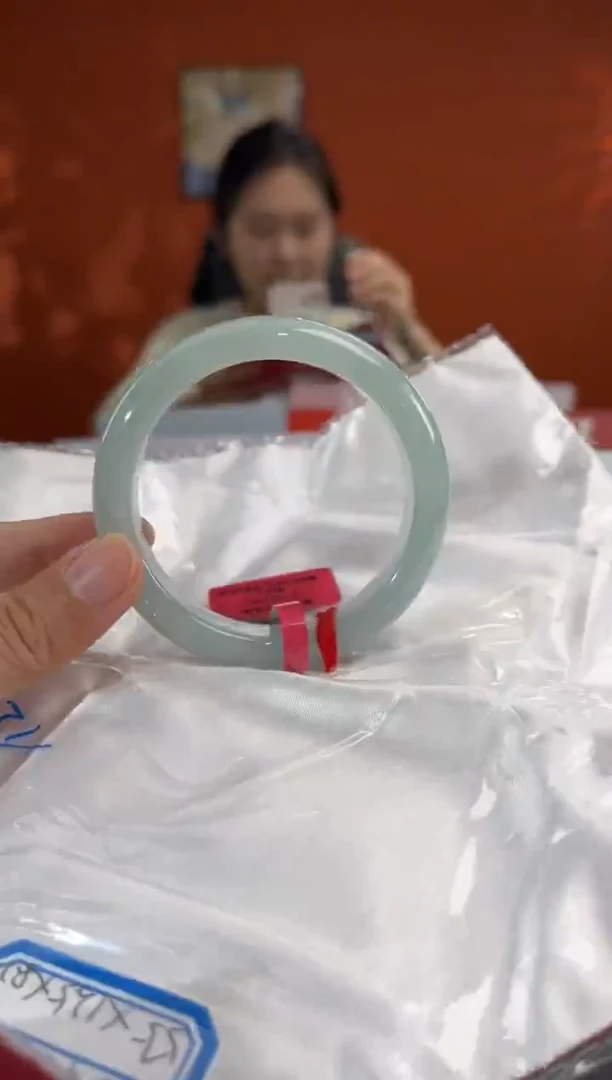 未镶嵌手镯翡翠落****猫5  55