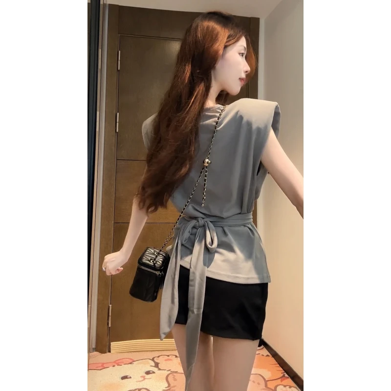 【XIAOBAWANG】后背蝴蝶结扭结绑带收腰无袖t恤百搭坎肩小飞袖上衣T