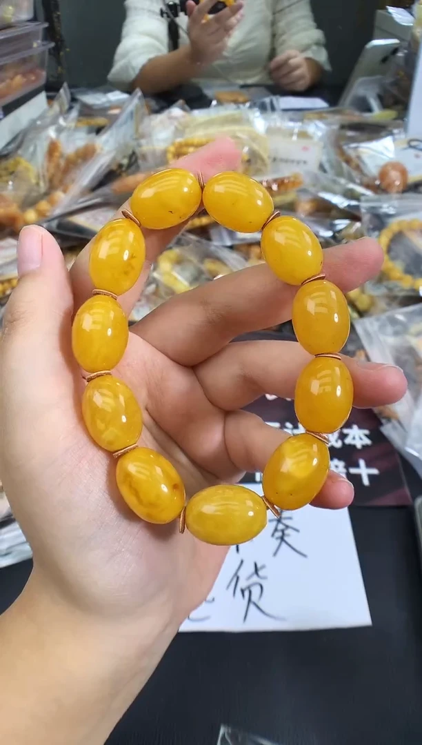 蜜蜡未镶嵌珠宝奇石1