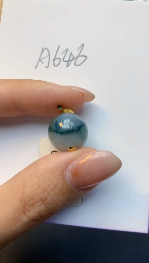 颈饰18K金镶嵌翡翠天然A货缅甸翡翠百元以上9元证书费自理