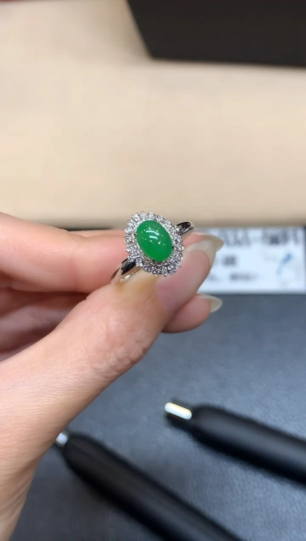 18K金镶嵌戒指翡翠【24小时鉴赏期】蛋面【无服务费