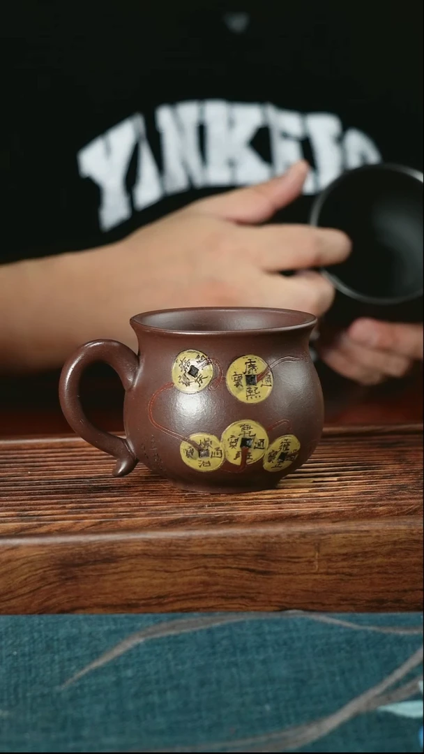 茶杯紫砂石红手把杯五钱