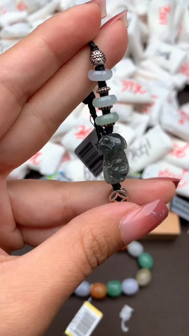 【闪购商品】翡翠手绳未镶嵌一