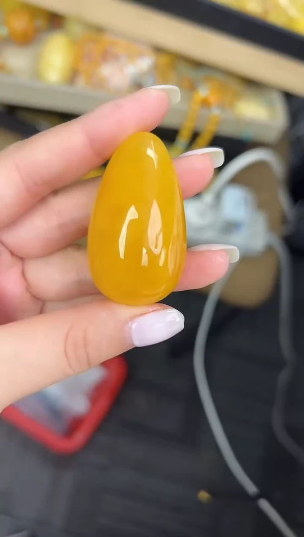 裸石琥珀未镶嵌琥珀蜜蜡吊坠
