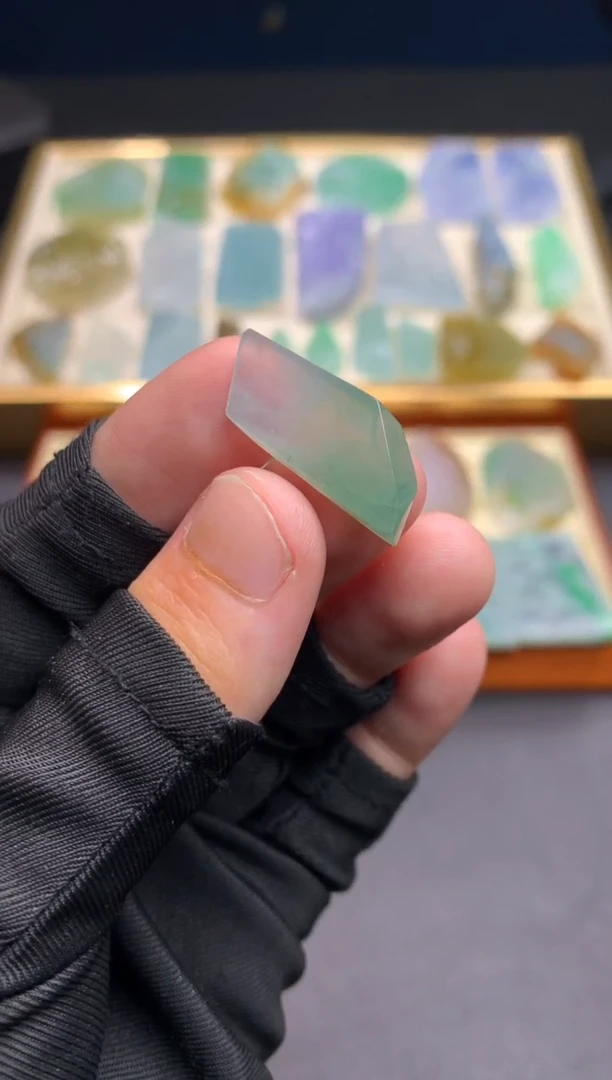定制翡翠未镶嵌    天然翡翠裸石（含工费）
