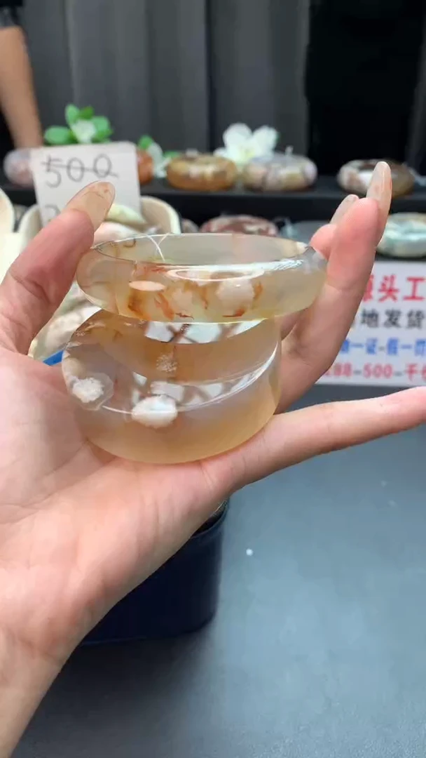 未镶嵌手镯石英质玉（60圈口）赠送镯心