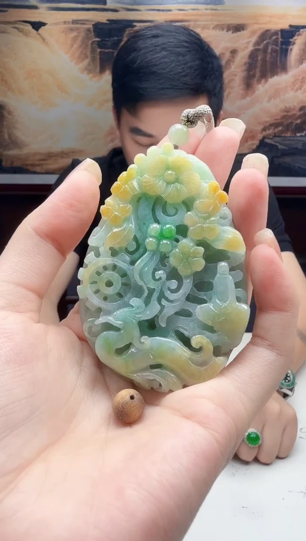 未镶嵌沉香吊坠翡翠木带宝28