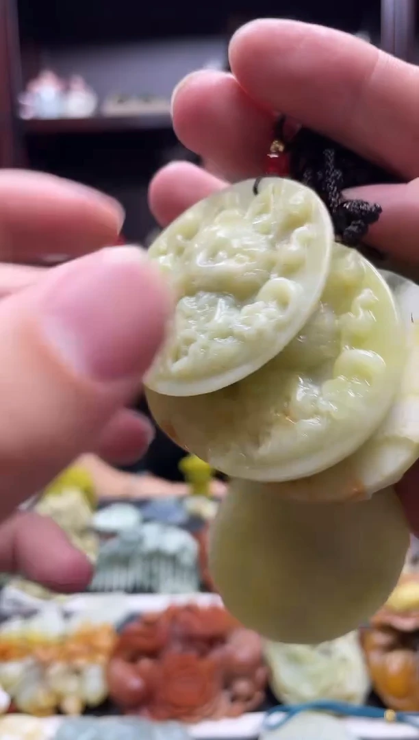 岫玉未镶嵌吊坠多样性发货*拍一发一