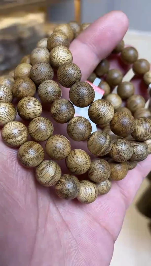 【闪购商品】沉香手串菩萨棋圆珠单圈虎皮纹1.1多样性发其一