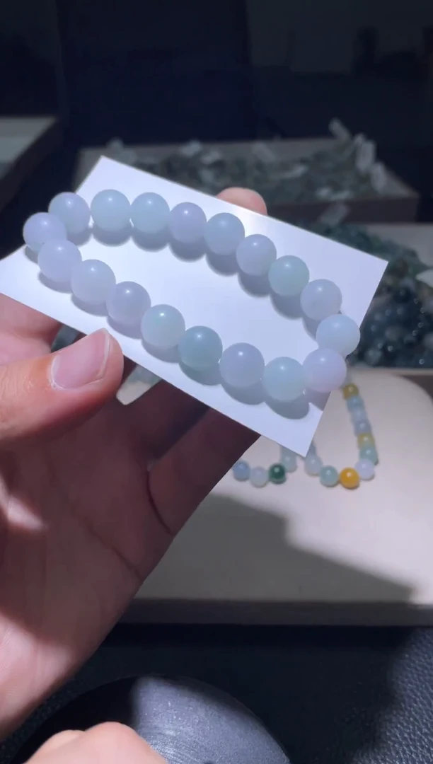 未镶嵌定制翡翠吉**雄翡翠手串