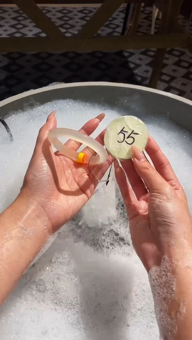 手镯玛瑙/玉髓未镶嵌42