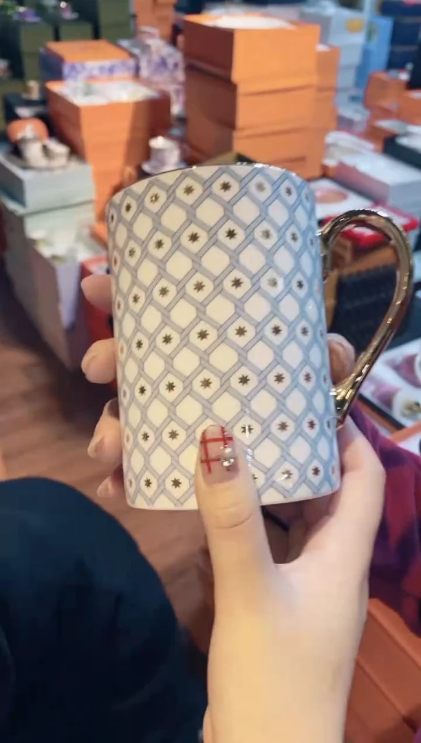 【闪购商品】杯鸿辉家品牌瓷器，京东包邮！
