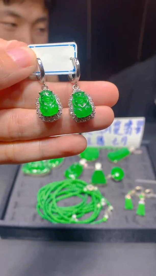 未镶嵌定制翡翠250多样性发货（发其一）