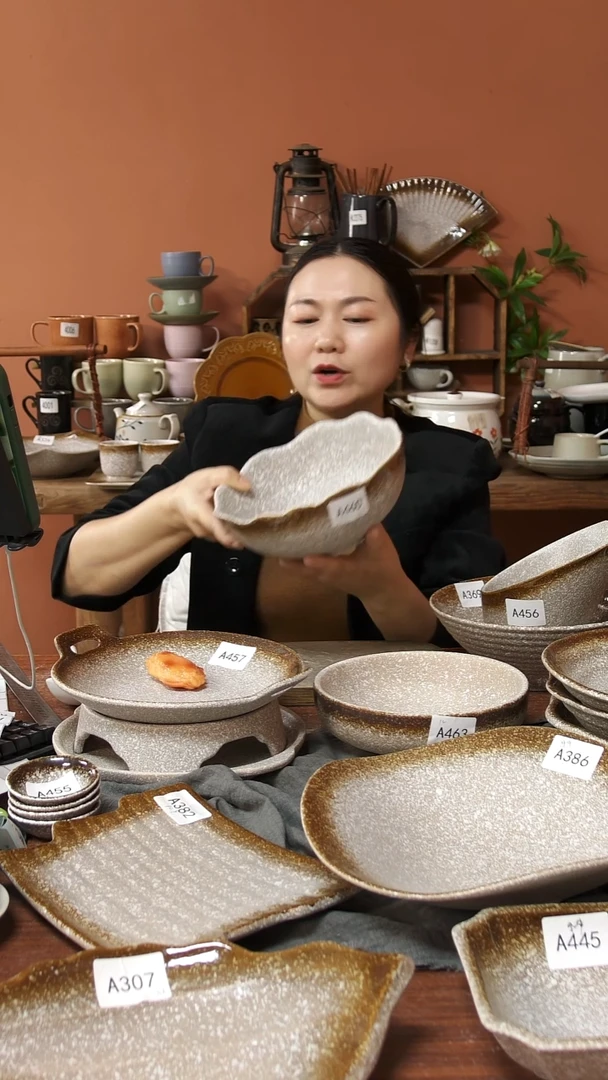 陶瓷A460 一只陶瓷粗陶花朵碗21*8.5可能微瑕