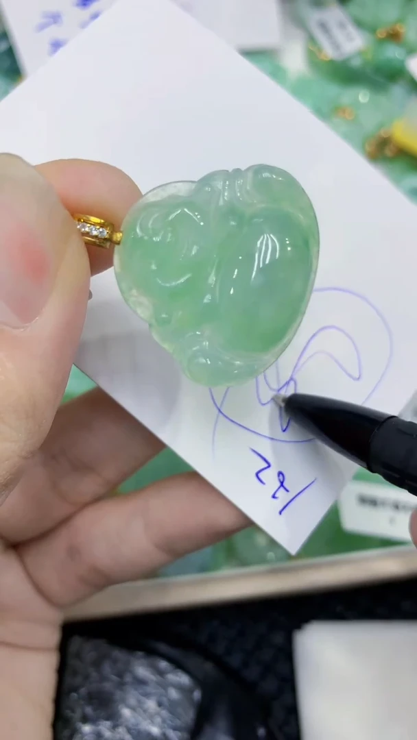 颈饰未镶嵌翡翠缅甸A货翡翠