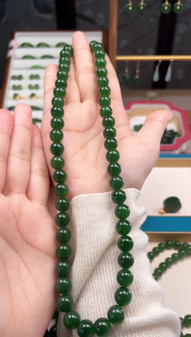 【闪购商品】和田玉（碧玉）项链未镶嵌10mm帝王绿项链