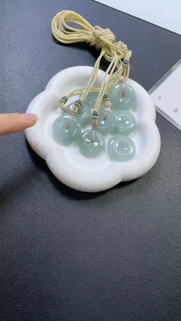 【闪购商品】翡翠挂件未镶嵌平安扣多样性发一件