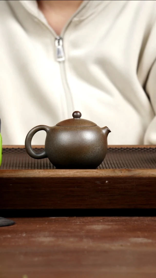茶壶紫砂马**一紫罗兰柴烧西施185CC