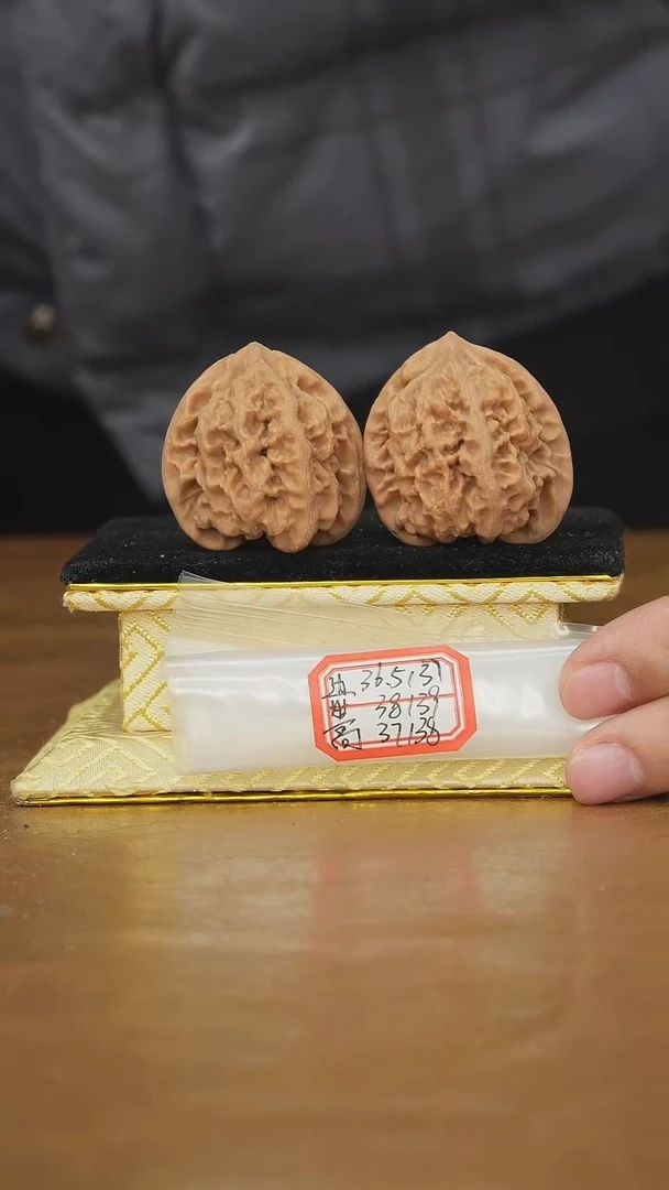 把件文玩核桃马蹄