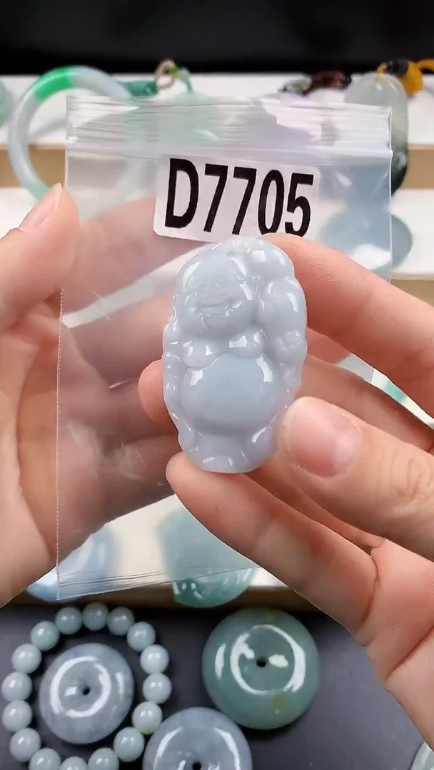 颈饰未镶嵌翡翠天然翡翠吊坠挂件