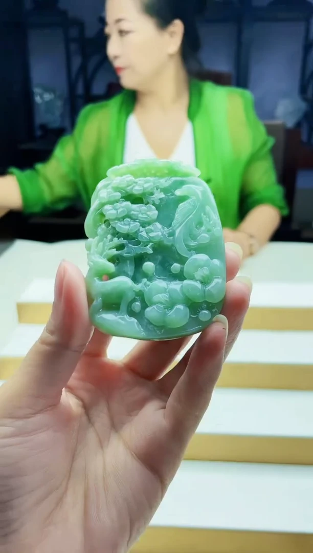 定制翡翠未镶嵌毛货08010048