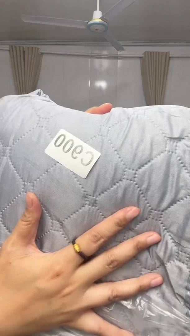 覃**。瑕疵床品一物一拍900