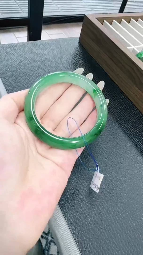 未镶嵌1石英质玉（非洲翠）/9898-59