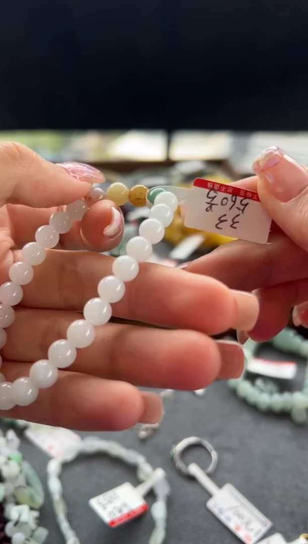 【闪购商品】翡翠手串未镶嵌560号