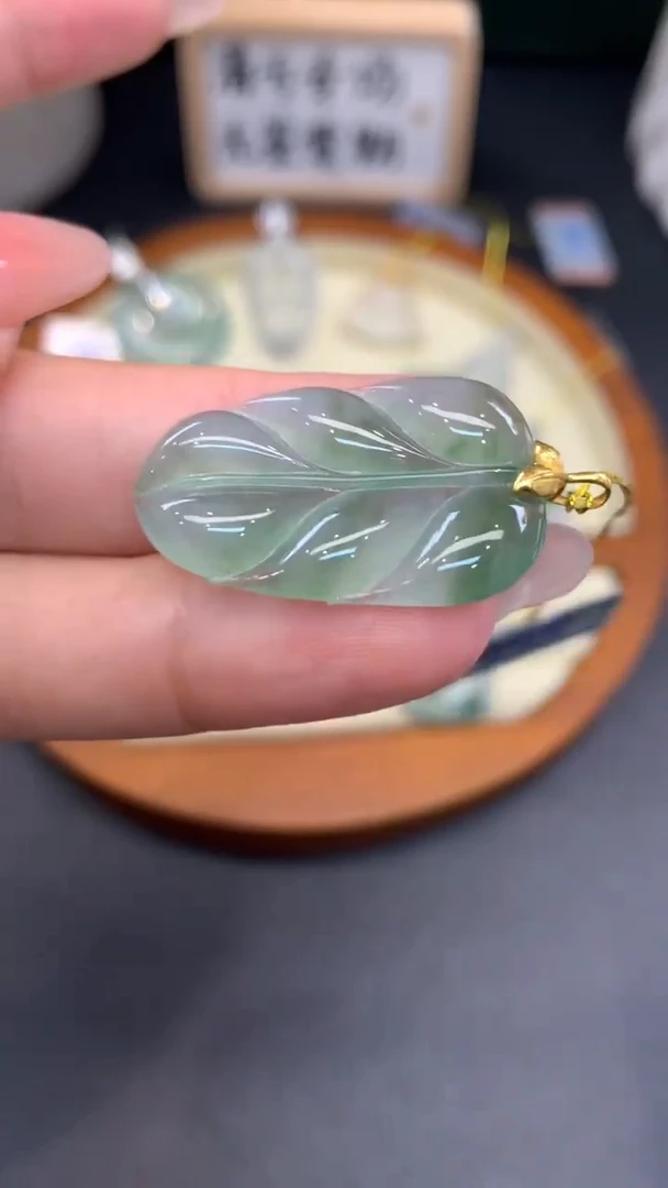 定制翡翠18K金镶嵌F517