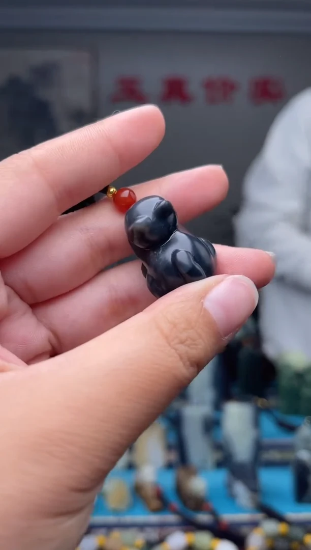 未镶嵌和田玉挂件1