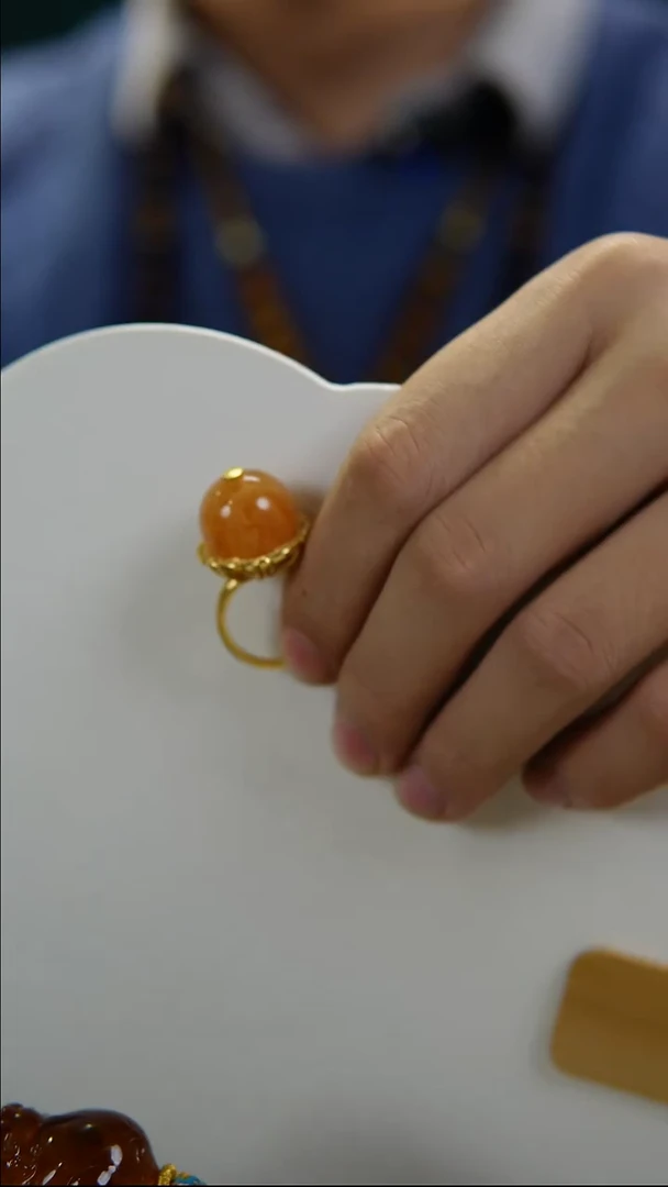 银S925镶嵌琥珀戒指15mm天然蜜蜡戒指活口可调节