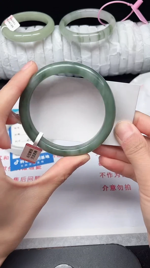 未镶嵌手镯石英质玉314-60/61