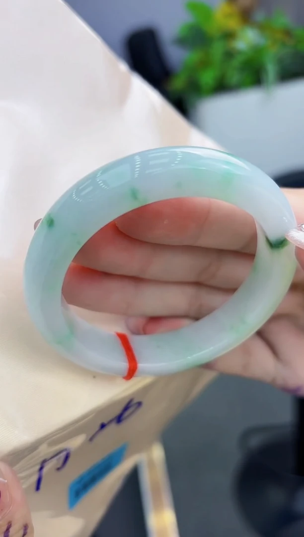 【闪购商品】翡翠手镯未镶嵌翡翠手镯