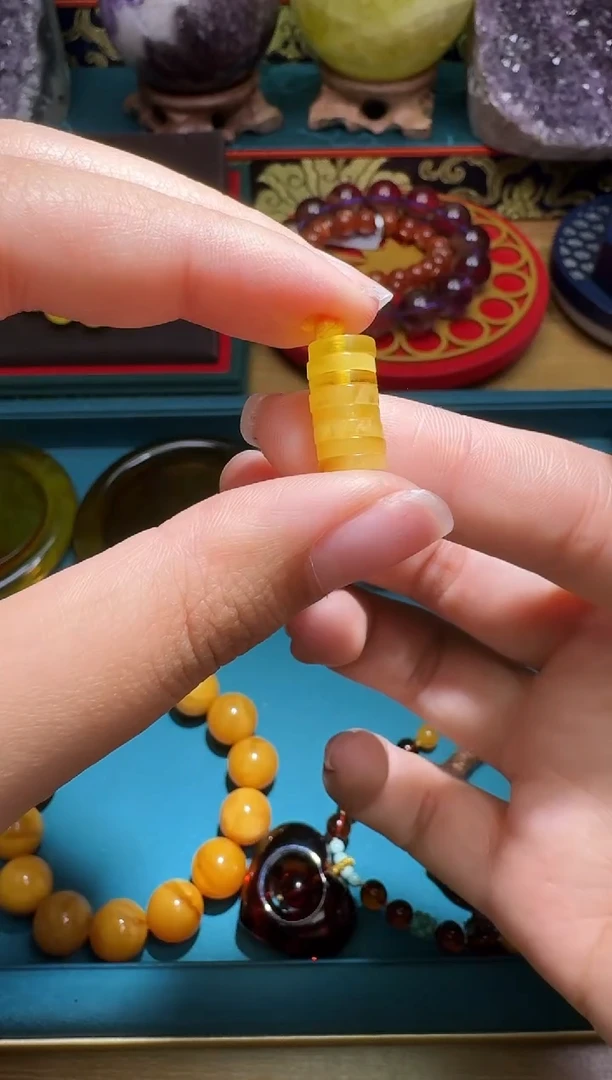 琥珀未镶嵌珠宝奇石多样性发一件 366