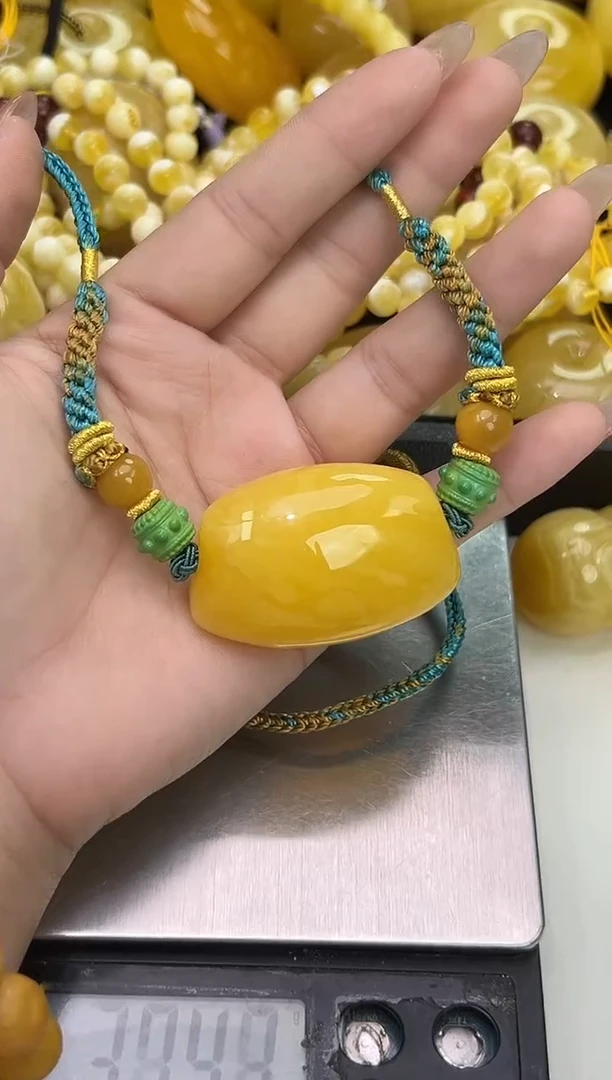 裸石琥珀未镶嵌琥珀蜜蜡吊坠