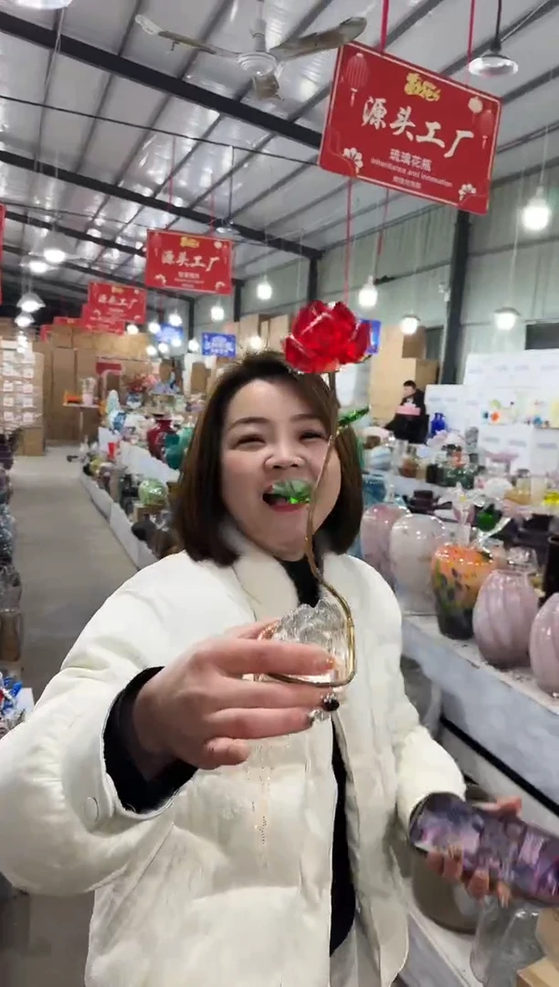 【闪购商品】玻璃于清花器T-早8