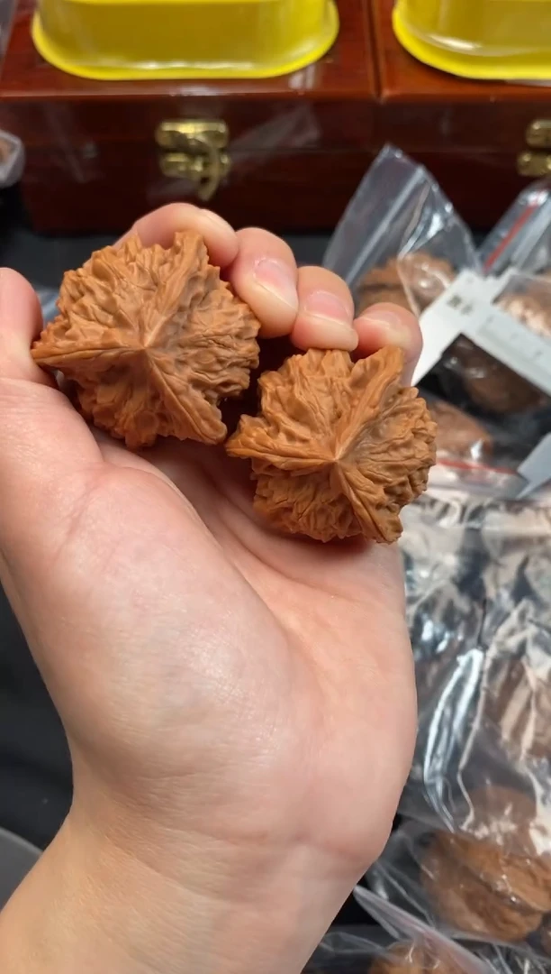 把件文玩核桃盘山三棱39尺w441
