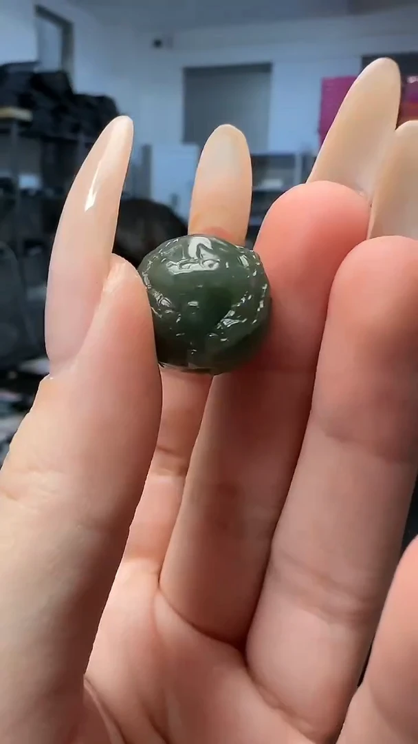 颈饰未镶嵌和田玉且末蓝龙珠