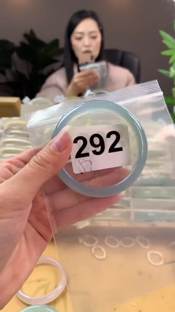 【闪购商品】玛瑙/玉髓手镯未镶嵌292