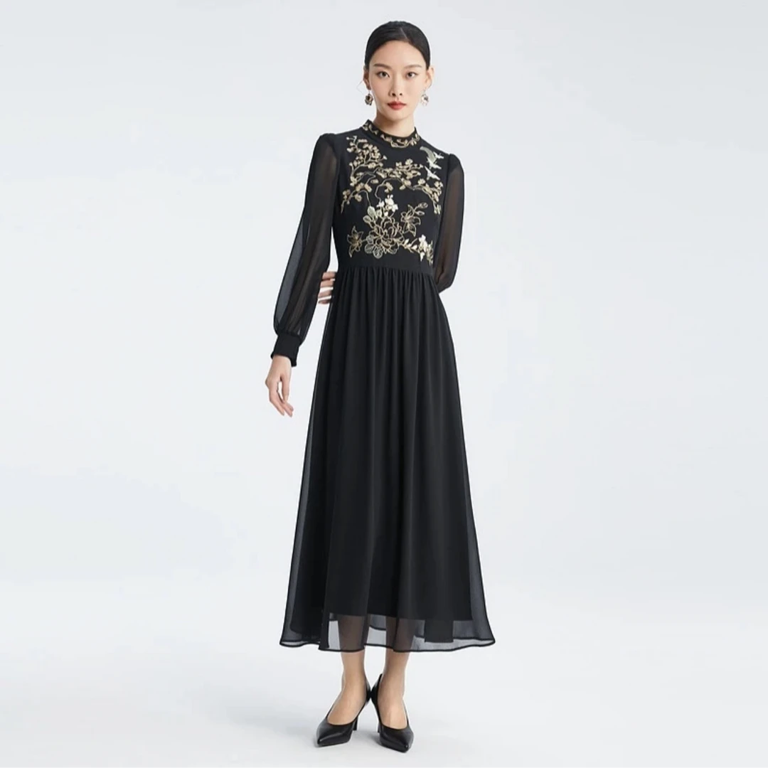 【千金-玛德琳】SUSSI/古色商场同款立领黑金长袖褶摆刺绣连衣裙